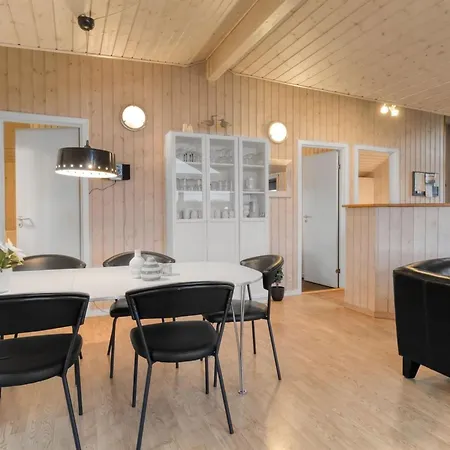 Arnkil - 700m From The Sea By Interhome Holiday home *